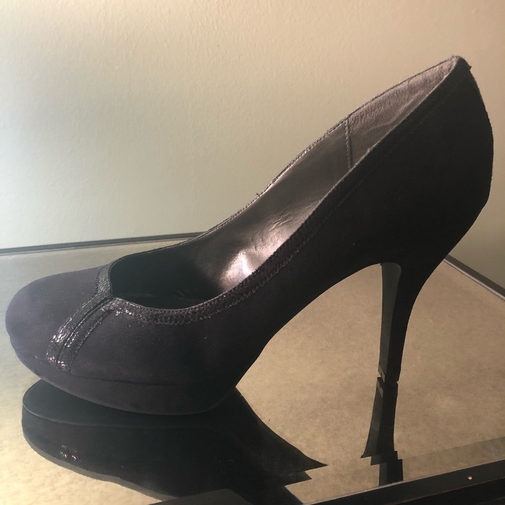 Fergalicious brand Black suede round toe heel